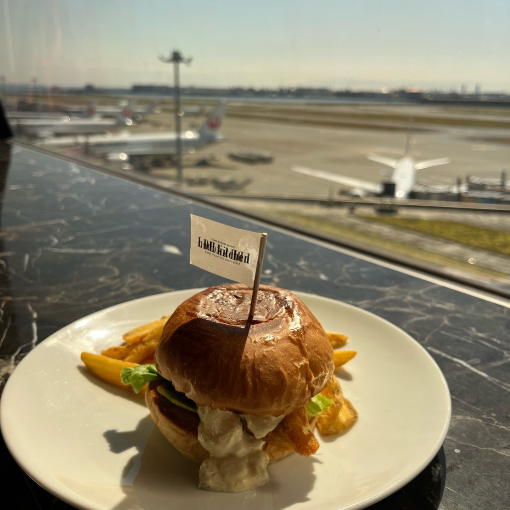 カロンパンさんが投稿した羽田空港ダイニングバーのお店LDH kitchen THE TOKYO HANEDA/エルディーエイチ キッチン ザ トウキョウ ハネダの写真