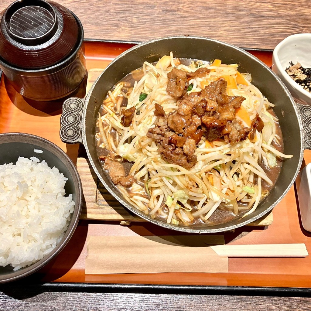 ユーザーが投稿したLunchジンギスカン焼定食の写真 - 実際訪問したユーザーが直接撮影して投稿した歌舞伎町居酒屋大地の恵み北海道 新宿東宝ビル店の写真