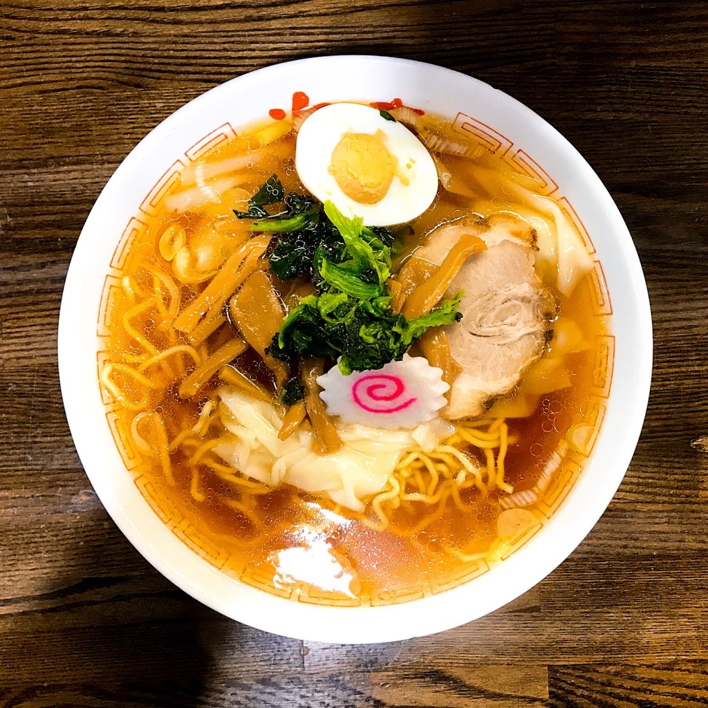 ユーザーが投稿したワンタン麺の写真 - 実際訪問したユーザーが直接撮影して投稿した西新宿ラーメン専門店中華そば光来の写真