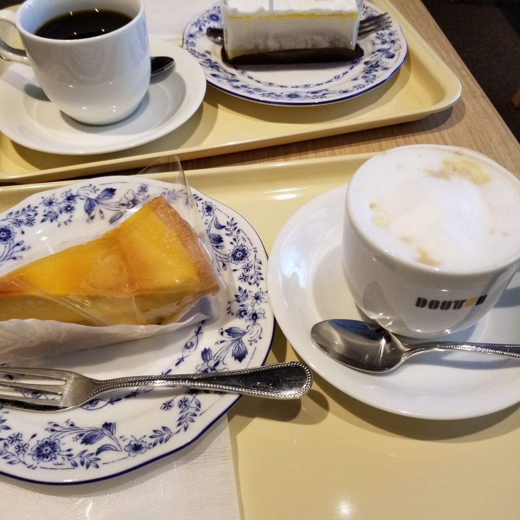 ユーザーが投稿したケーキセットの写真 - 実際訪問したユーザーが直接撮影して投稿した神楽坂カフェドトールコーヒーショップ 飯田橋神楽坂店の写真