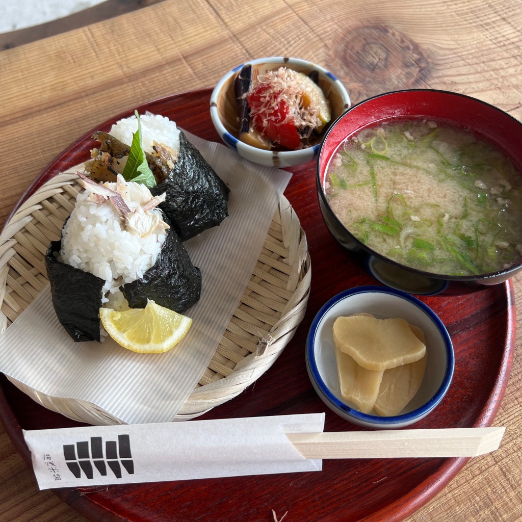 ユーザーが投稿したおむすび定食の写真 - 実際訪問したユーザーが直接撮影して投稿した湯浅おにぎり湯浅米醤の写真