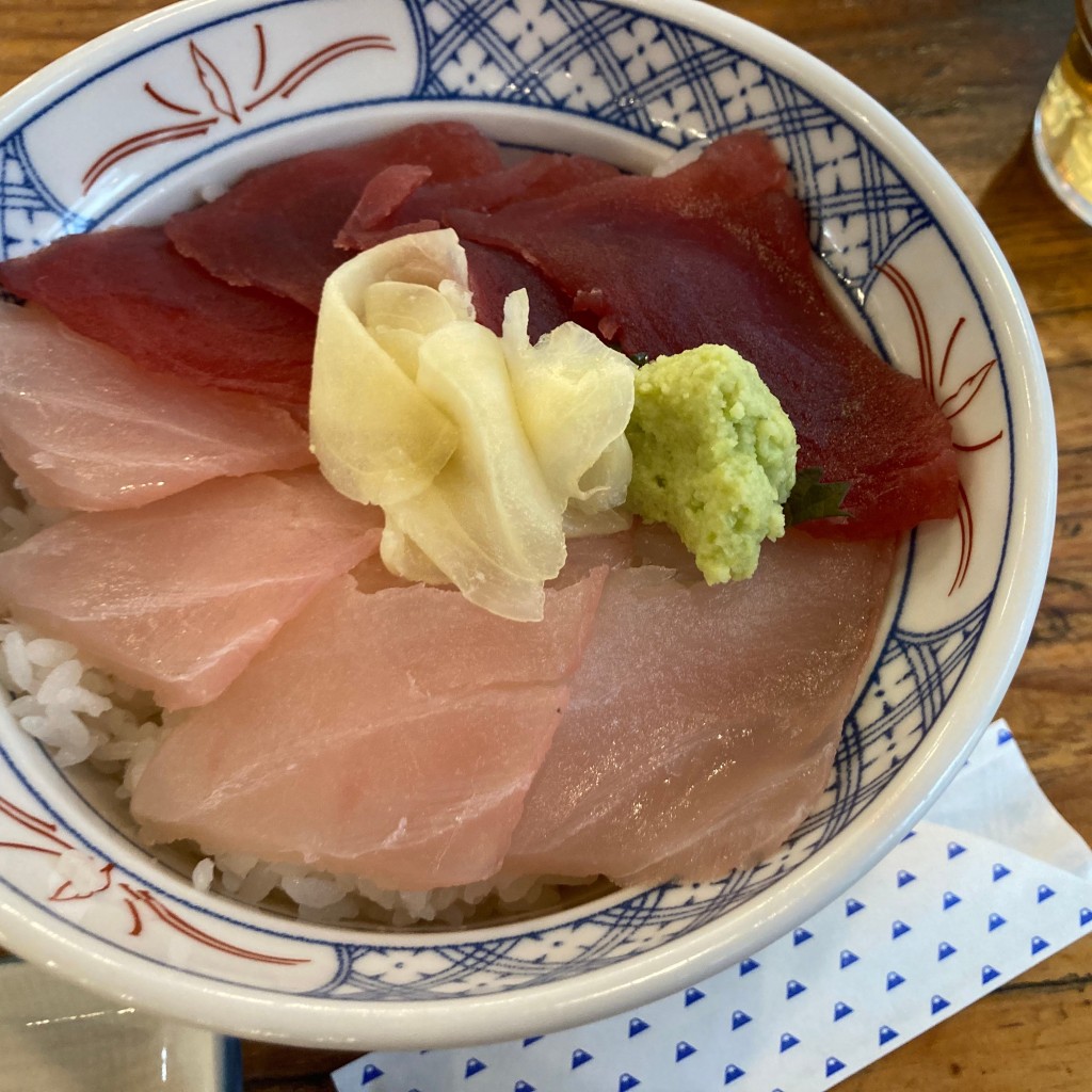 ユーザーが投稿したLunchまぐろ2色丼の写真 - 実際訪問したユーザーが直接撮影して投稿した百人町居酒屋磯丸水産 大久保駅前店の写真