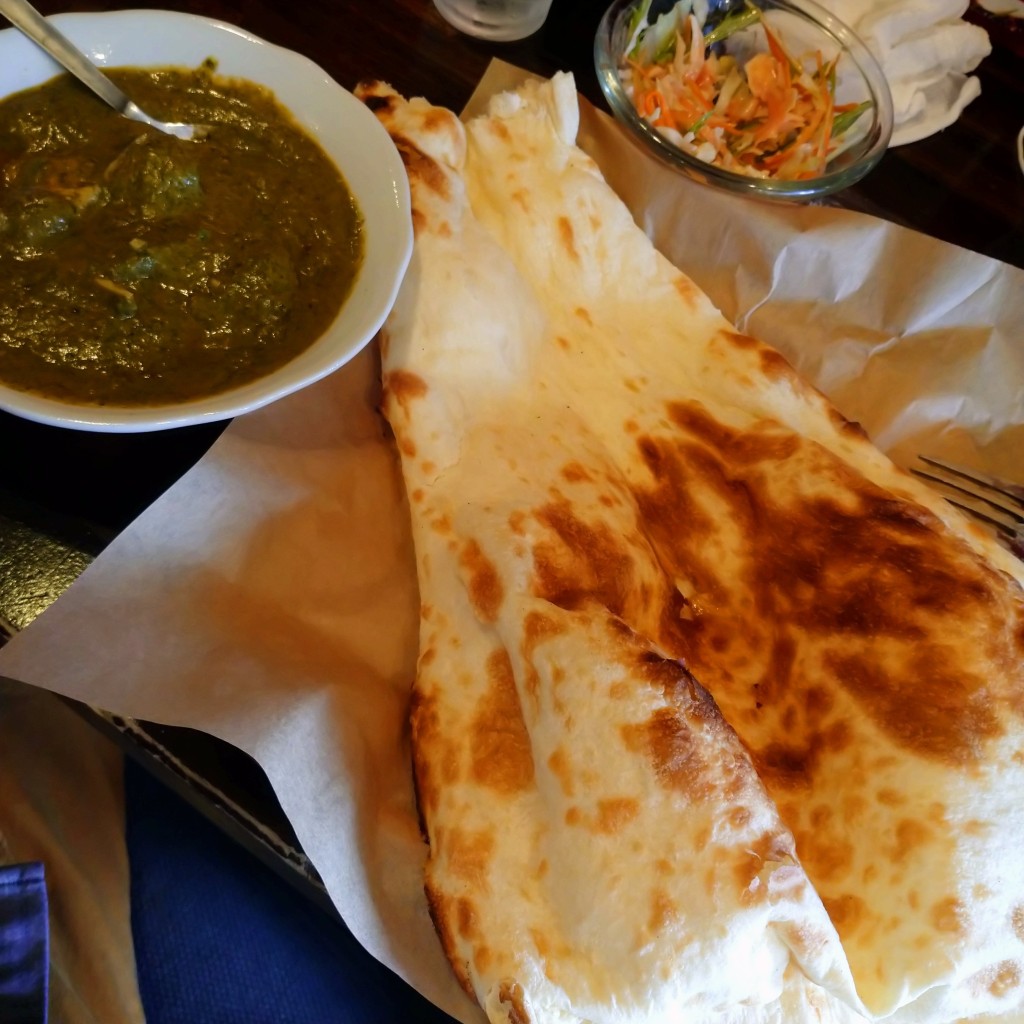 ユーザーが投稿したサグチキンカレーの写真 - 実際訪問したユーザーが直接撮影して投稿した東本町インド料理ダルバルの写真