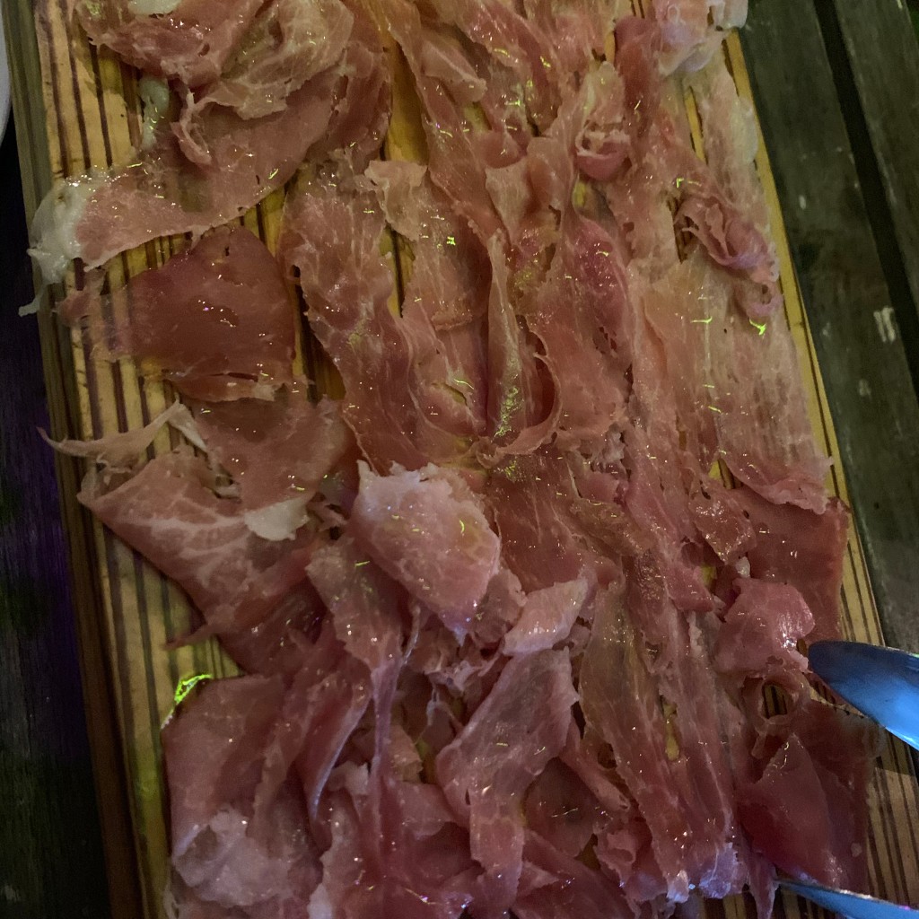 ユーザーが投稿した下駄生ハムProsciutto(uncurledham)Aの写真 - 実際訪問したユーザーが直接撮影して投稿した業平イタリアンピッコレランパーレルーフトップスカイバーの写真