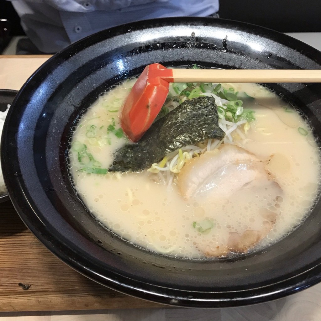 バッドバツまるさんが投稿した広原町ラーメン / つけ麺のお店慶珉 都城店/キョウミン ミヤコノジョウテンの写真