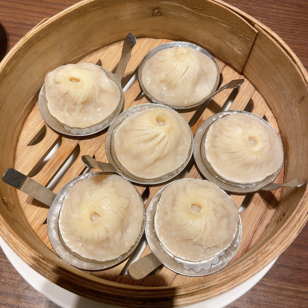 ユーザーが投稿した名物上海小籠包の写真 - 実際訪問したユーザーが直接撮影して投稿した大宮町中華料理過門香 點 ホテルメトロポリタン川崎店の写真