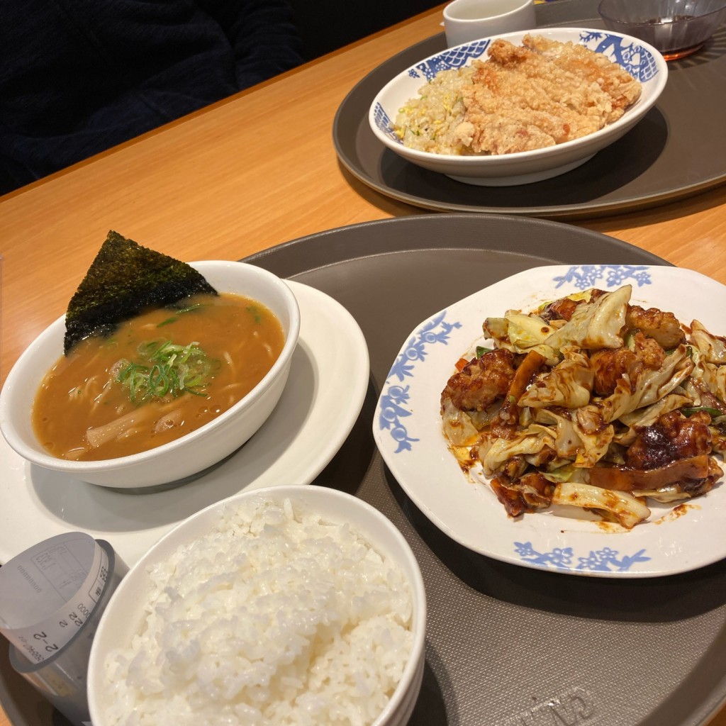 ユーザーが投稿した台湾大からあげチャーハンの写真 - 実際訪問したユーザーが直接撮影して投稿した北三十条東中華料理バーミヤン 札幌新道店の写真