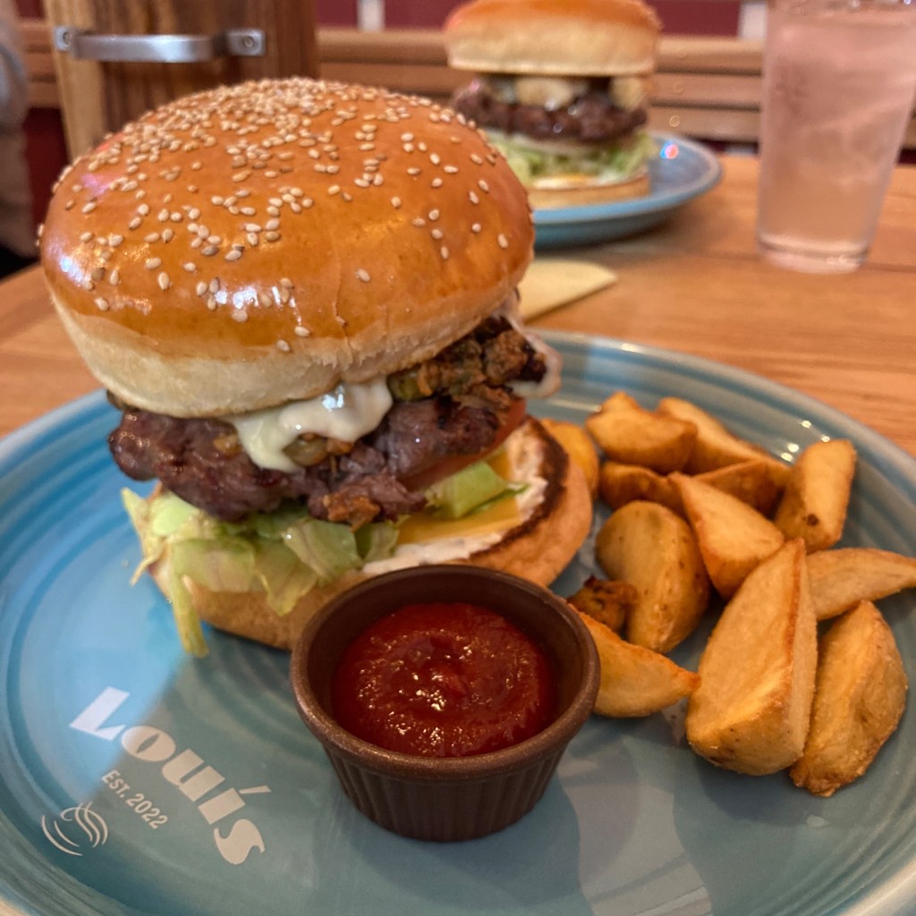 ユーザーが投稿したチリビーンズチーズバーガーの写真 - 実際訪問したユーザーが直接撮影して投稿した南砂ハンバーガーLouis Hamburger Restaurantの写真