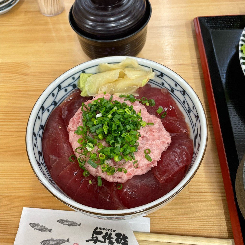 ユーザーが投稿した2色丼の写真 - 実際訪問したユーザーが直接撮影して投稿した道原寿司焼津港のめし処 与作鮨の写真
