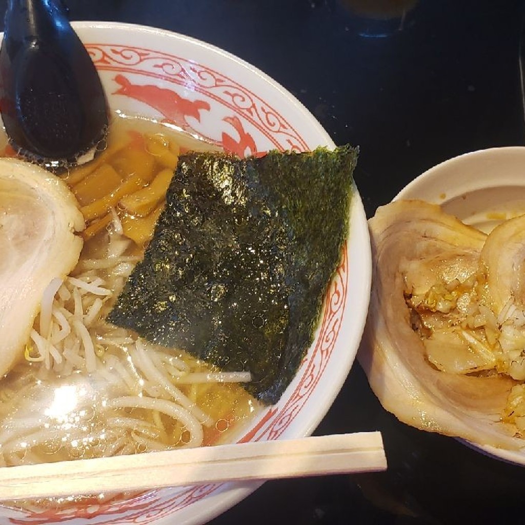 ユーザーが投稿したラーメンあぶりチャーシューの写真 - 実際訪問したユーザーが直接撮影して投稿した中富ラーメン / つけ麺らーめん なじみの写真