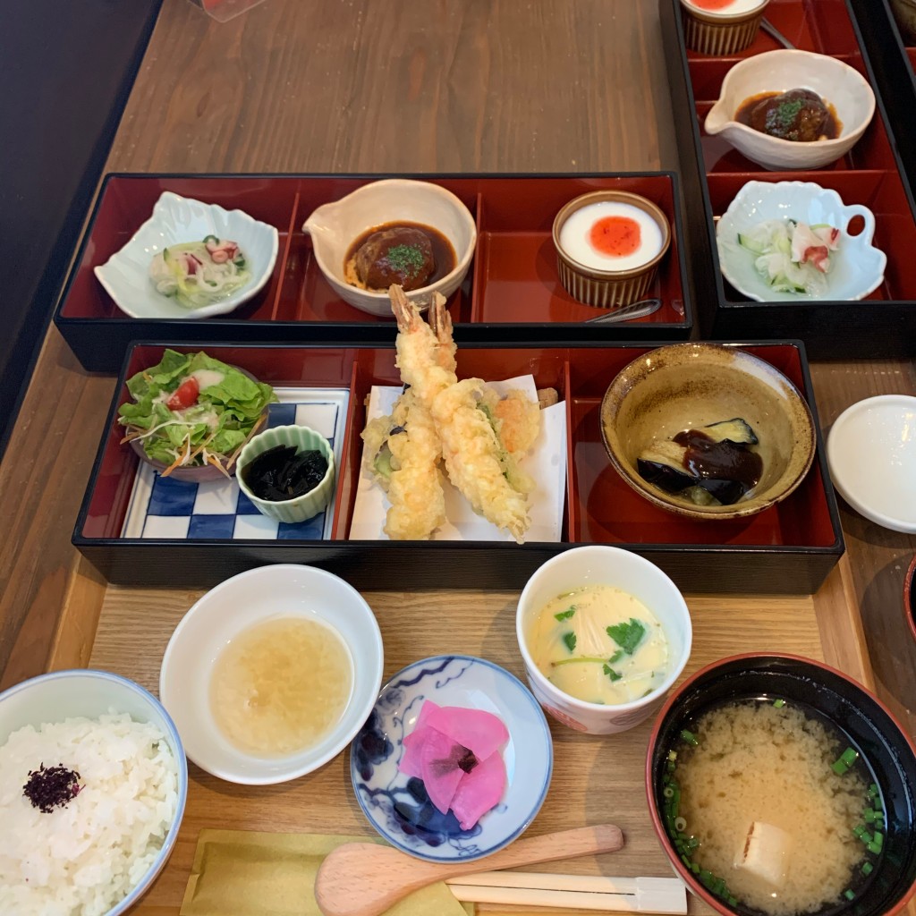 実際訪問したユーザーが直接撮影して投稿した大津新崎町定食屋みらくの写真