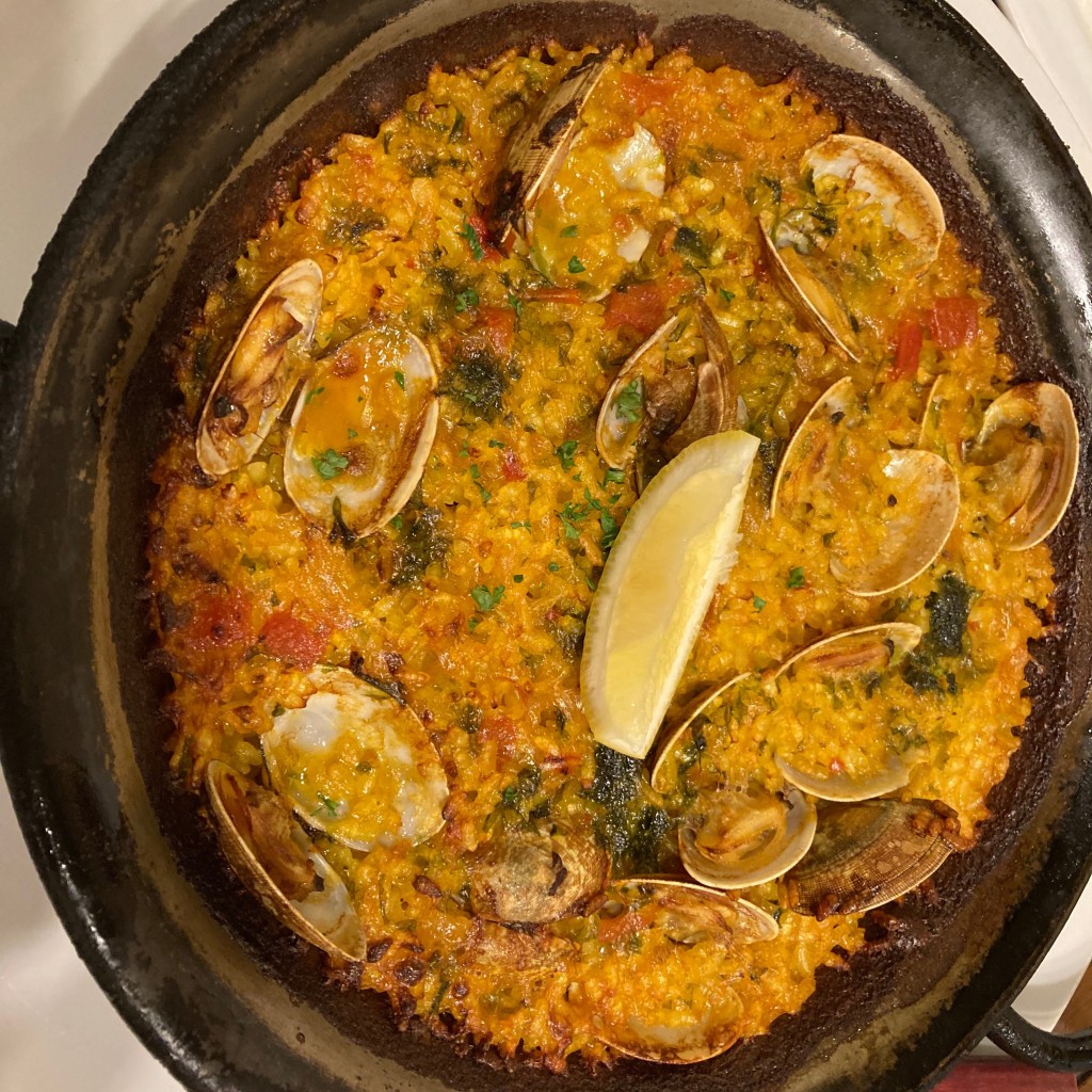 ユーザーが投稿したアサリのパエリアの写真 - 実際訪問したユーザーが直接撮影して投稿した南池袋スペイン料理LA BODEGA PARRILLAの写真