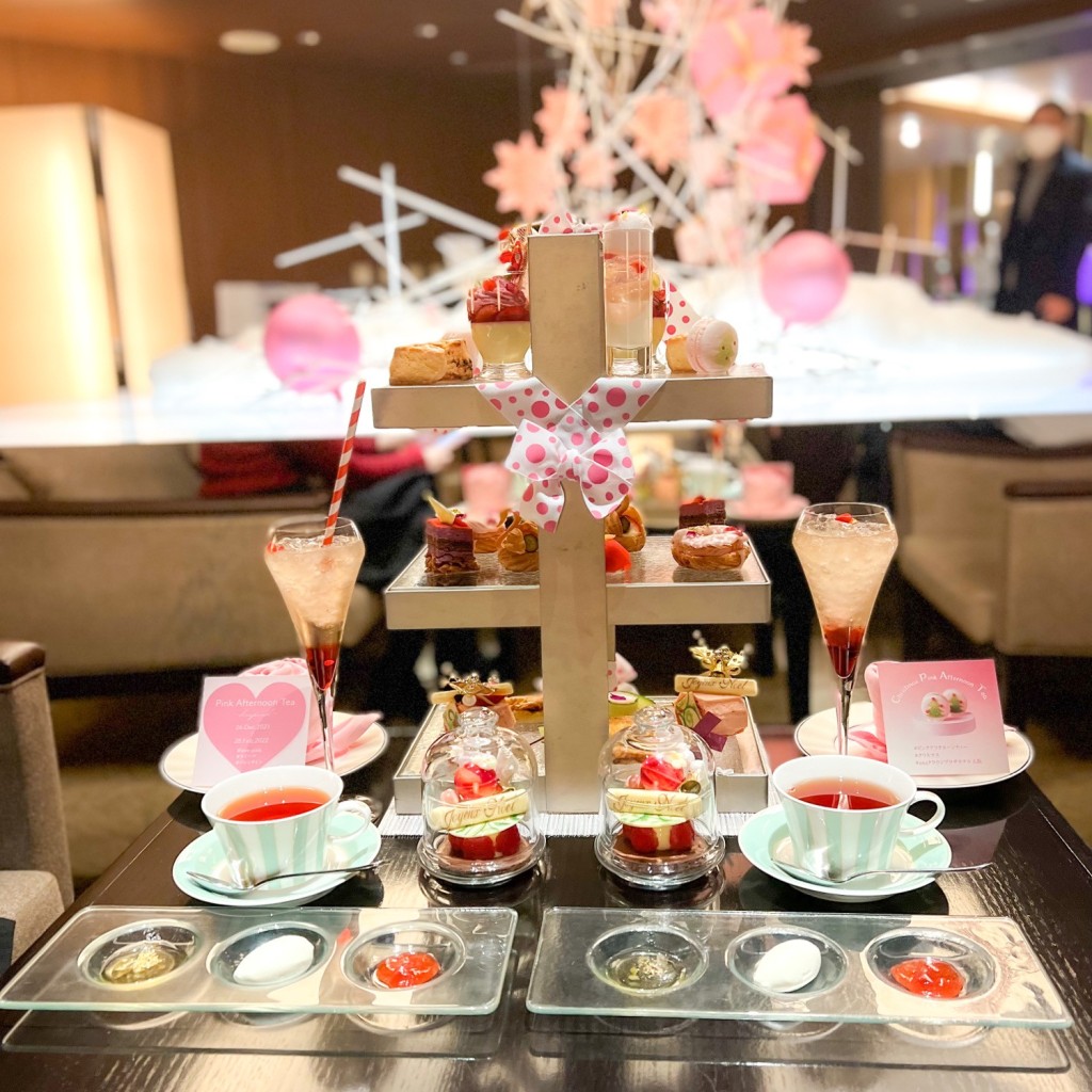 ユーザーが投稿したCHRISTMAS PINK AFTERNOON TEAの写真 - 実際訪問したユーザーが直接撮影して投稿した堂島浜バーANAクラウンプラザホテル大阪 LOBBY LOUNGEの写真