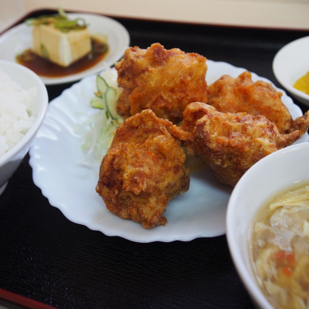 ユーザーが投稿したAランチ(若鶏の唐揚げ)の写真 - 実際訪問したユーザーが直接撮影して投稿した間明町台湾料理和香居の写真