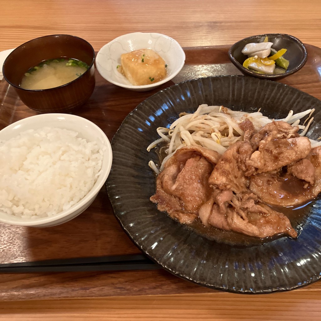 ユーザーが投稿したしょうが焼き定食の写真 - 実際訪問したユーザーが直接撮影して投稿した原田定食屋デリ・ダイニングはら田の写真