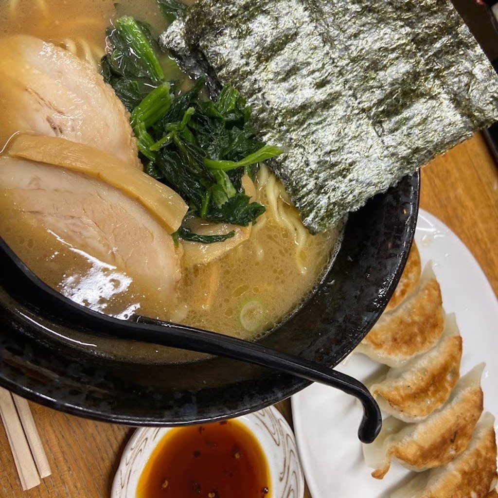 ユーザーが投稿した豚骨醤油ラーメンの写真 - 実際訪問したユーザーが直接撮影して投稿した新羽町ラーメン / つけ麺麺唐の写真