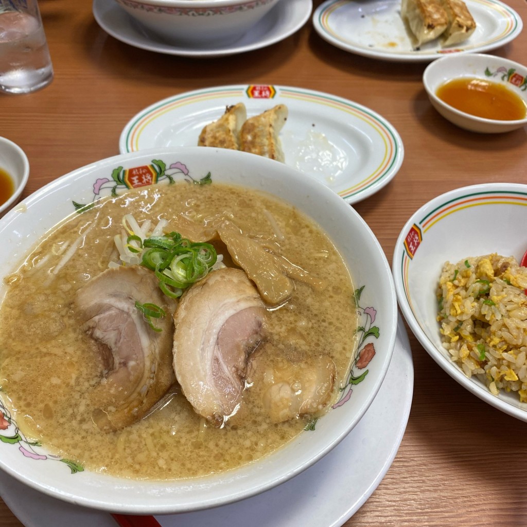 ユーザーが投稿した餃子の王将ラーメンセットの写真 - 実際訪問したユーザーが直接撮影して投稿した福島餃子餃子の王将 福島店の写真