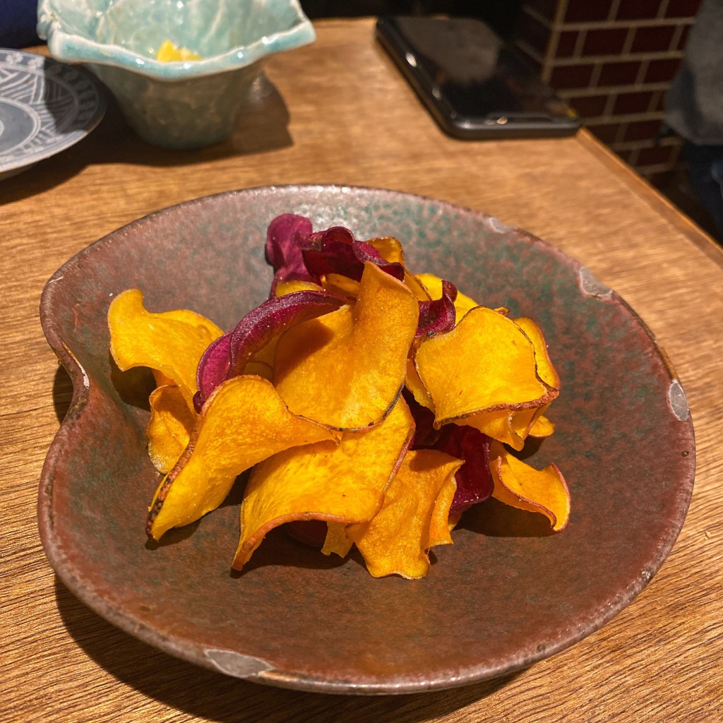 ユーザーが投稿した紫芋チップスの写真 - 実際訪問したユーザーが直接撮影して投稿した鷹番居酒屋ひとひらの写真