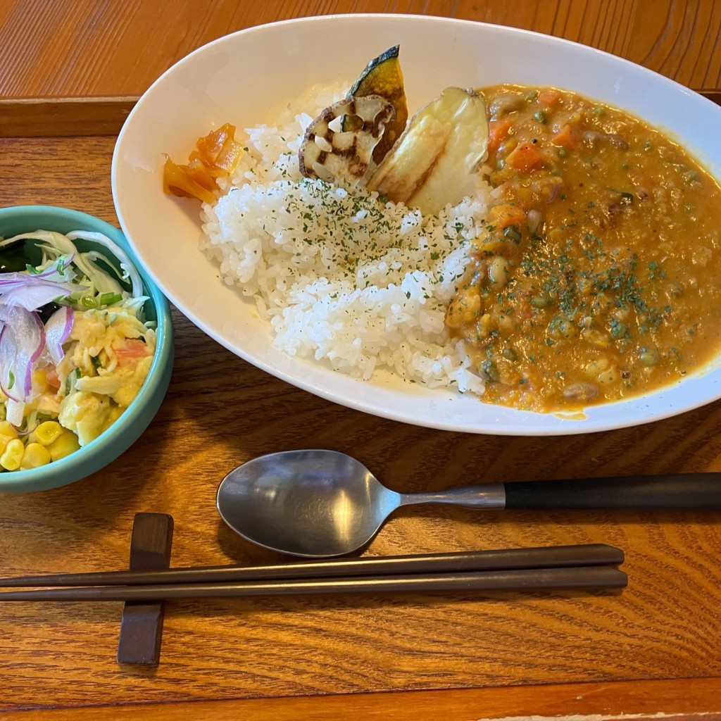 ユーザーが投稿したお豆と野菜の力レー  ドリンクセの写真 - 実際訪問したユーザーが直接撮影して投稿した高茶屋カフェビーカフェの写真