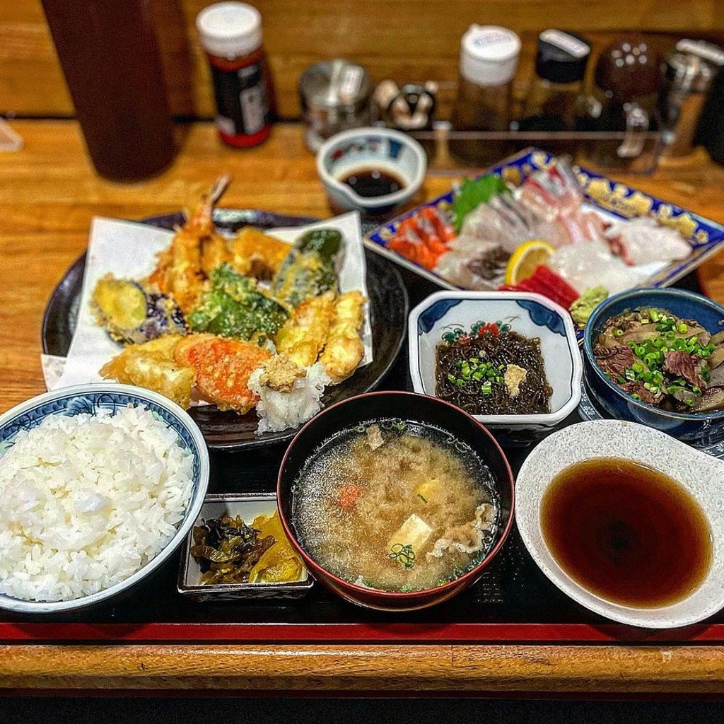 実際訪問したユーザーが直接撮影して投稿した銀天町定食屋絆食堂の写真