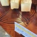 キューブなメロンパン - 実際訪問したユーザーが直接撮影して投稿した松山ベーカリーまつやまパンの写真のメニュー情報