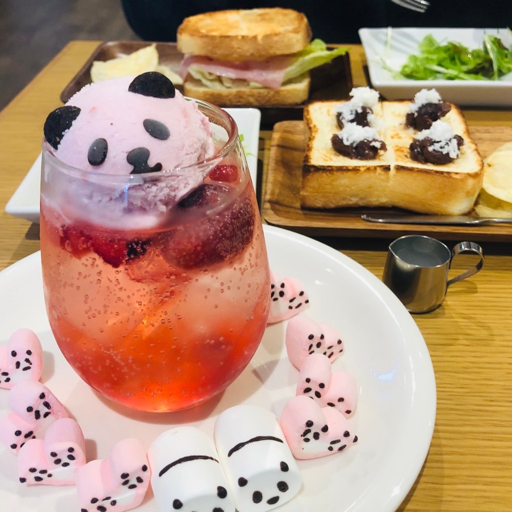 [可愛いカフェ]をテーマに、LINE PLACEのユーザーmomochannnnnelさんがおすすめするグルメ店リストの代表写真