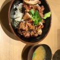 [塩] 焼鳥丼 - 実際訪問したユーザーが直接撮影して投稿した芥川町焼肉焼鳥のヒナタの写真のメニュー情報