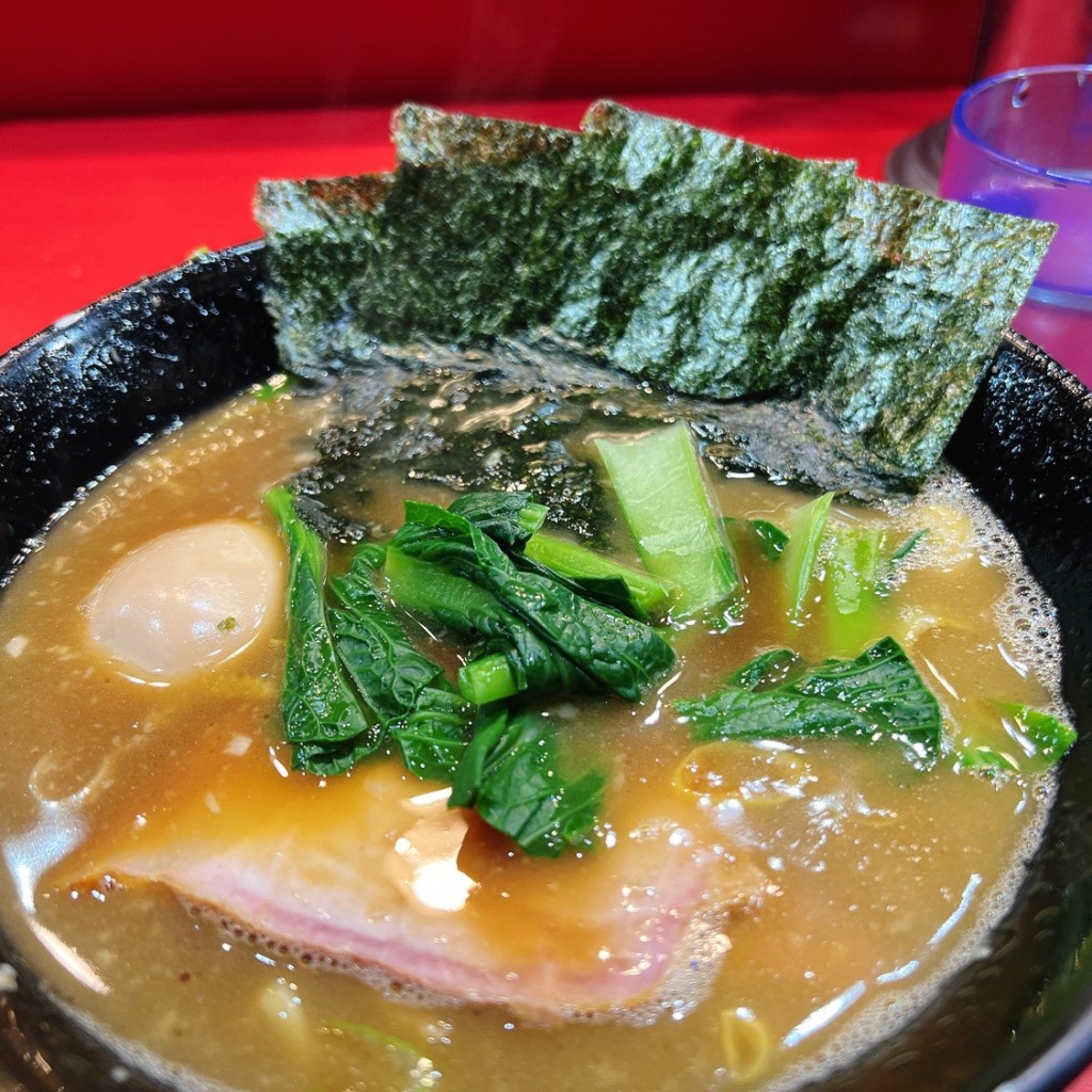 ちびすけまるさんが投稿した岡野ラーメン専門店のお店家系総本山 吉村家/イエケイソウホンザン ヨシムラヤの写真