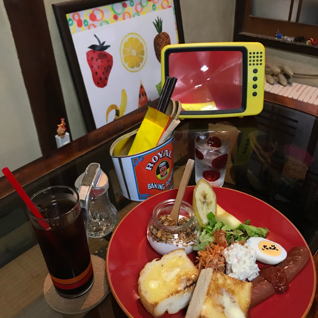 タエゾーさんが投稿した般舟院前町カフェのお店喫茶とごはん きんたんちの写真