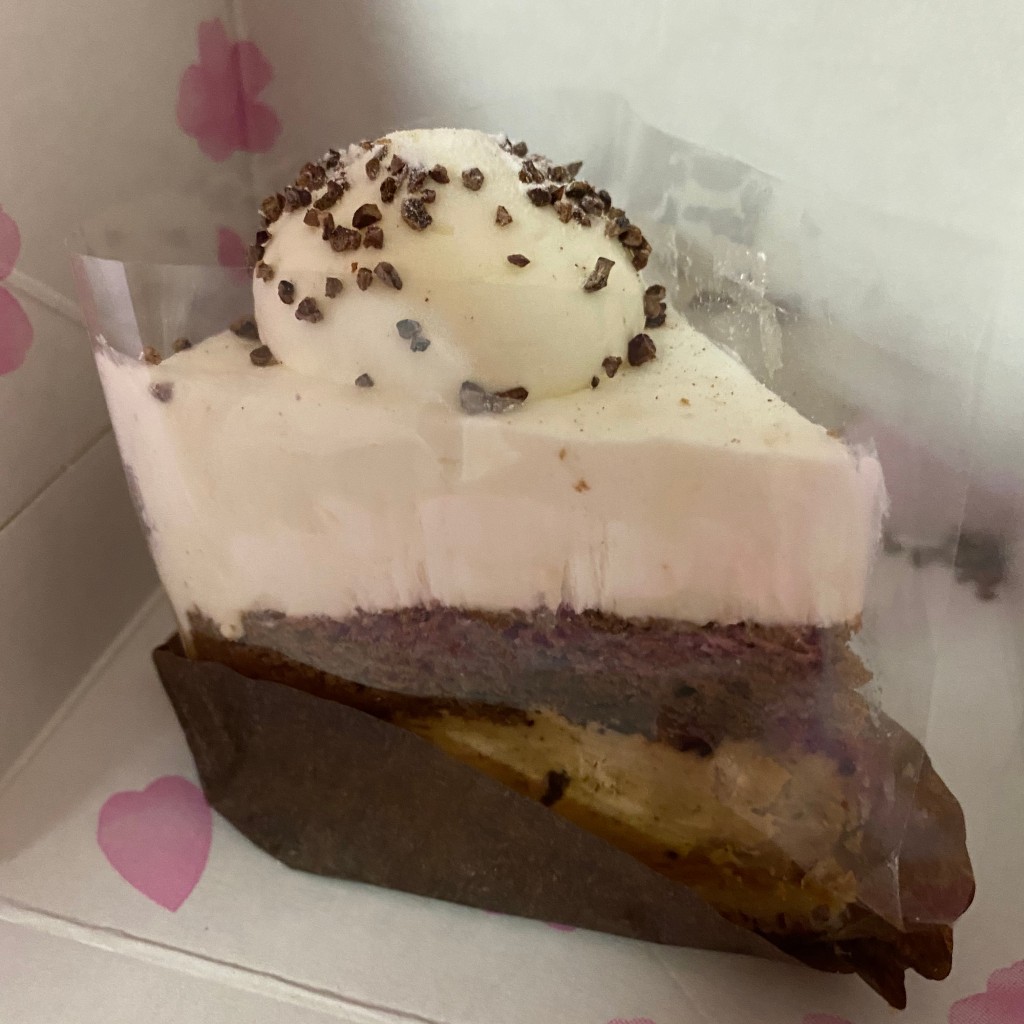 ユーザーが投稿したカフェオレ ケーキの写真 - 実際訪問したユーザーが直接撮影して投稿した関戸カフェスターバックスコーヒー 聖蹟桜ヶ丘オーパ店の写真