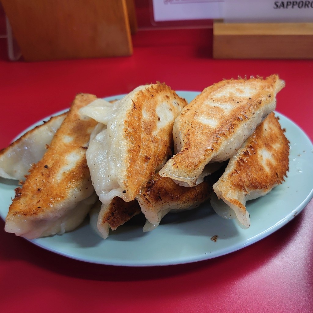 ユーザーが投稿した焼き餃子の写真 - 実際訪問したユーザーが直接撮影して投稿した花園中華料理五香飯店の写真