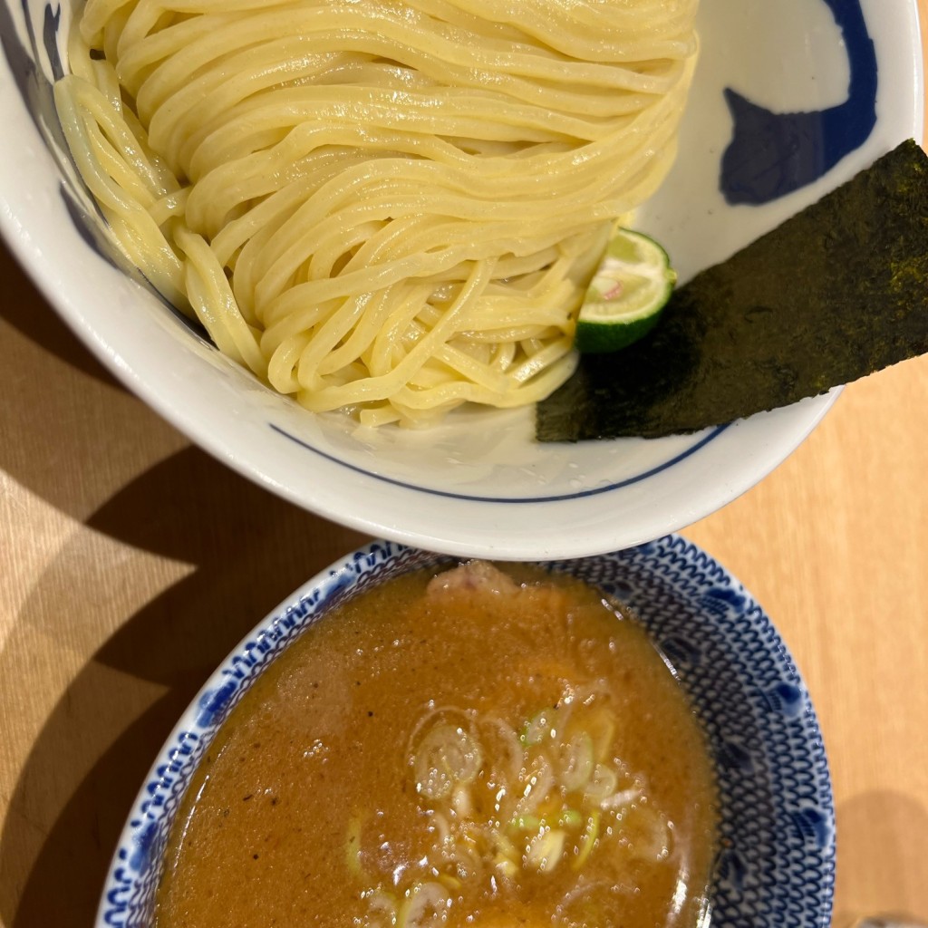 ユーザーが投稿した味玉醤油つけ麺の写真 - 実際訪問したユーザーが直接撮影して投稿した神田花岡町ラーメン専門店麺処ほん田 秋葉原店の写真