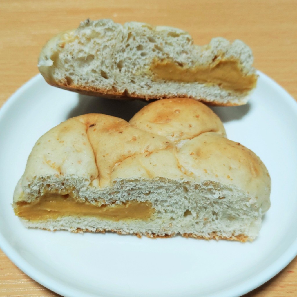 ユーザーが投稿した肉球パンの写真 - 実際訪問したユーザーが直接撮影して投稿した津川デザート / ベーカリー奥阿賀グロッサリー・コンビリーの写真