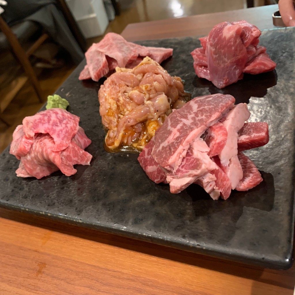 たかさんだすさんが投稿した根岸町ホルモンのお店炭火焼肉 ホルモン焼 誠の写真