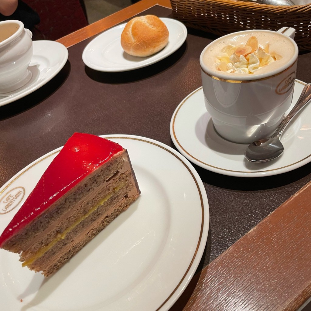 doushitemirunoさんが投稿した北青山カフェのお店カフェラントマン 青山店/カフェ ラントマン アオヤマテンの写真