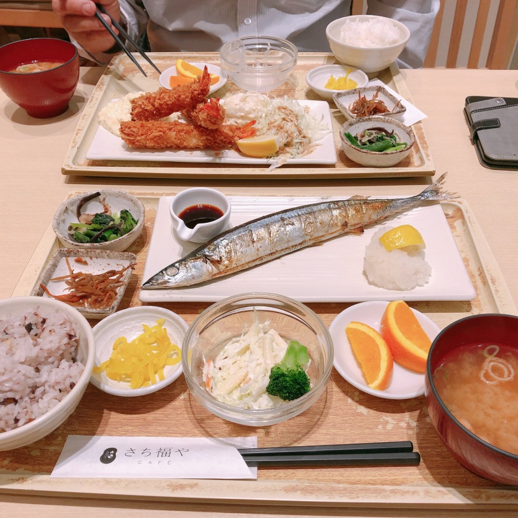 ユーザーが投稿した秋刀魚の塩焼定食の写真 - 実際訪問したユーザーが直接撮影して投稿した南沢定食屋さち福やカフェ イオンモール東久留米店の写真