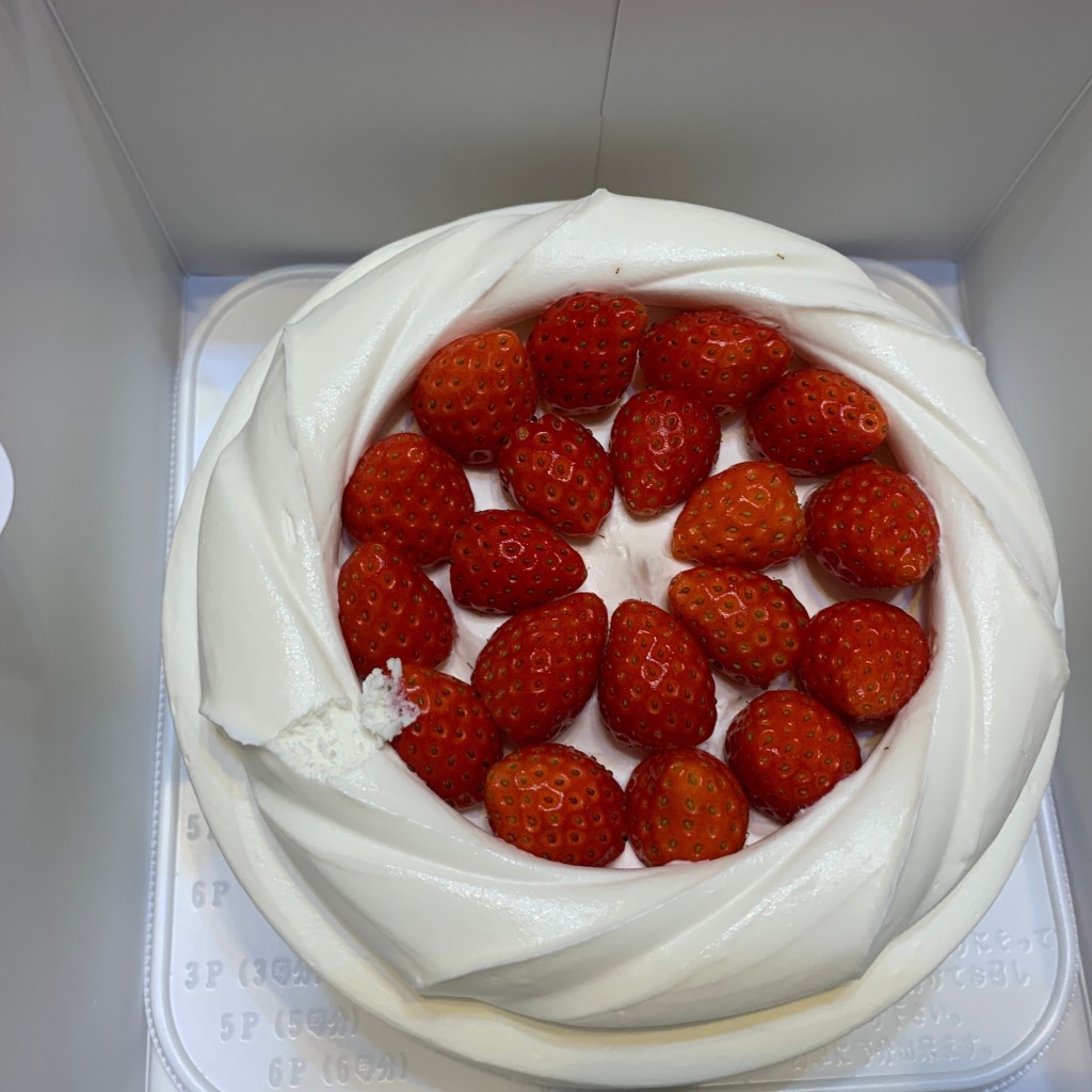 ユーザーが投稿したいちごのショートケーキの写真 - 実際訪問したユーザーが直接撮影して投稿した唐笠柳イタリアンイタリアン・トマト カフェジュニア 五所川原エルム店の写真