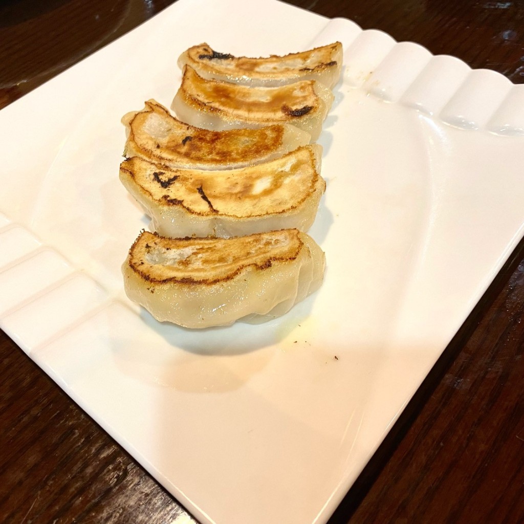 ユーザーが投稿した鹿児島産焼き餃子の写真 - 実際訪問したユーザーが直接撮影して投稿した千駄ヶ谷中華料理チャイニーズダイニング 個室 中華 好来 代々木店の写真