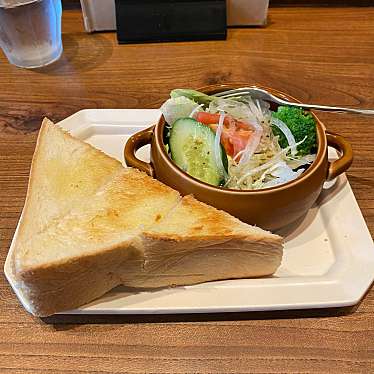 美味しいもの食べて生きるさんが投稿した則武新町カフェのお店コーヒーと本とレコードの店 リトルトリー/コーヒートホントレコードノミセ リトルトリーの写真