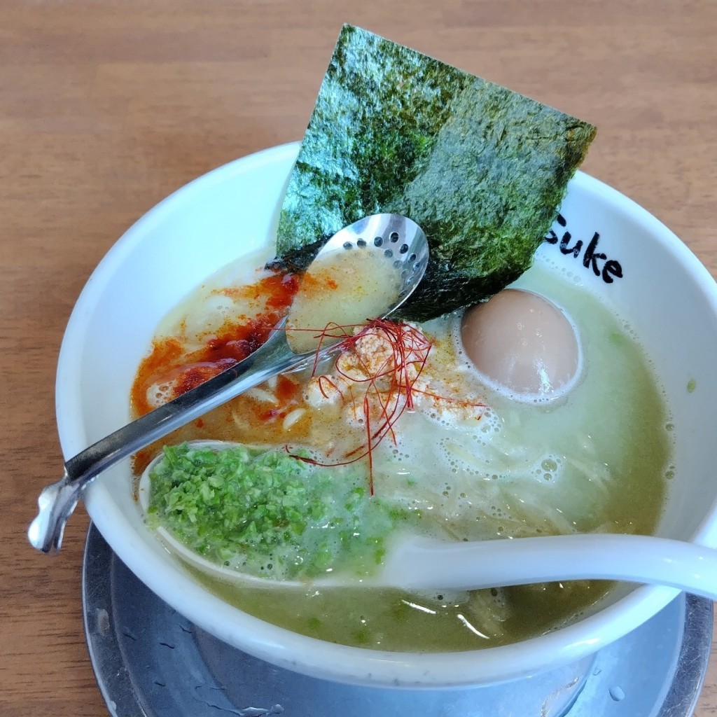 ふみデラックスさんが投稿したにっさい花みず木ラーメン専門店のお店とりの助 坂戸にっさい店/とりのすけさかどにっさいてんの写真