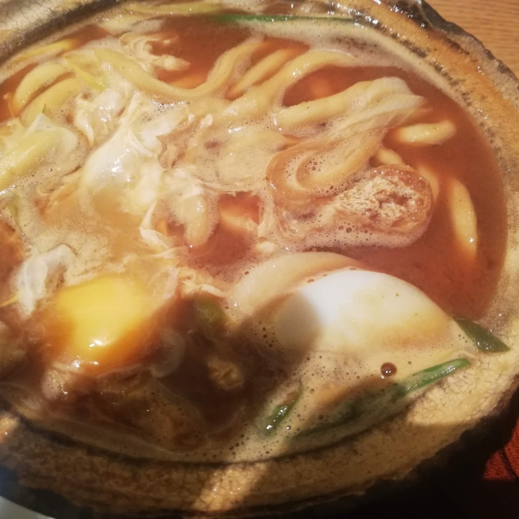 ユーザーが投稿した味噌煮込みうどんの写真 - 実際訪問したユーザーが直接撮影して投稿した栄うどん山本屋本店 栄中央店の写真