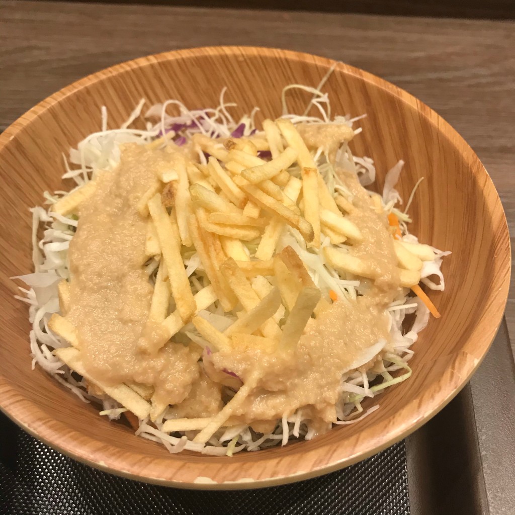 ユーザーが投稿したカリカリポテトサラダの写真 - 実際訪問したユーザーが直接撮影して投稿した上野カレーマイカリー食堂 上野店の写真