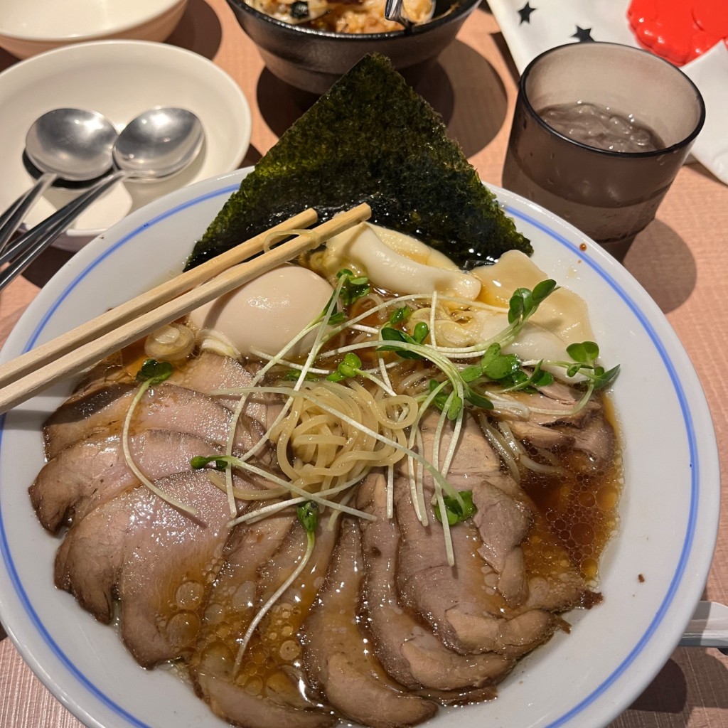 ユーザーが投稿した醤油ラーメンの写真 - 実際訪問したユーザーが直接撮影して投稿した花小金井ラーメン / つけ麺麺や まるしょうの写真