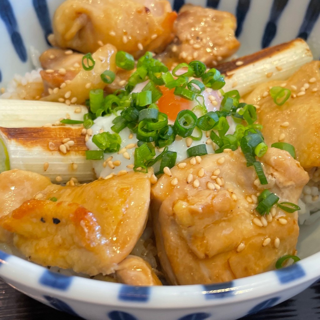 ユーザーが投稿したランチ  焼き鳥丼 (塩)の写真 - 実際訪問したユーザーが直接撮影して投稿した泉中央ダイニングバー仙台焼き鳥とワインの店 大魔王 Terrace(大魔王テラス)の写真