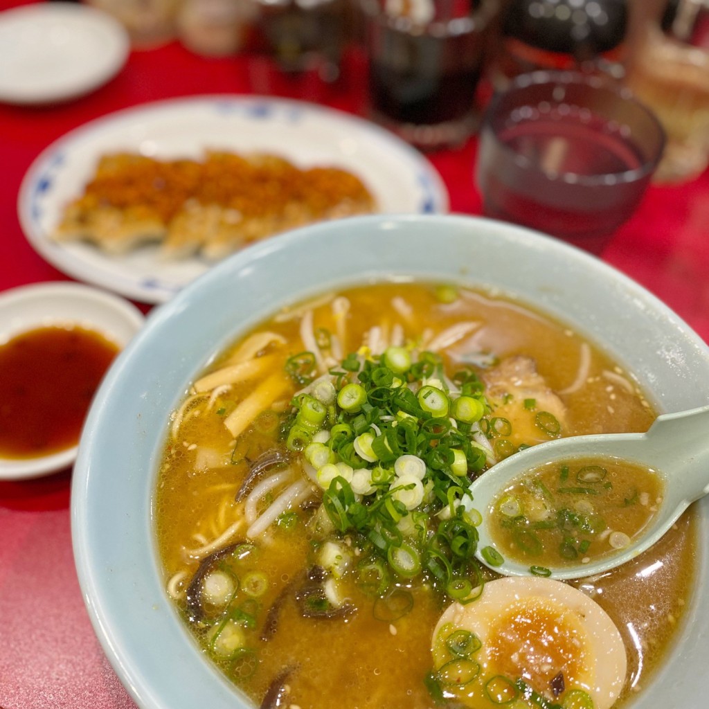 ユーザーが投稿したラーメンの写真 - 実際訪問したユーザーが直接撮影して投稿した二番町ラーメン / つけ麺豚珍行の写真