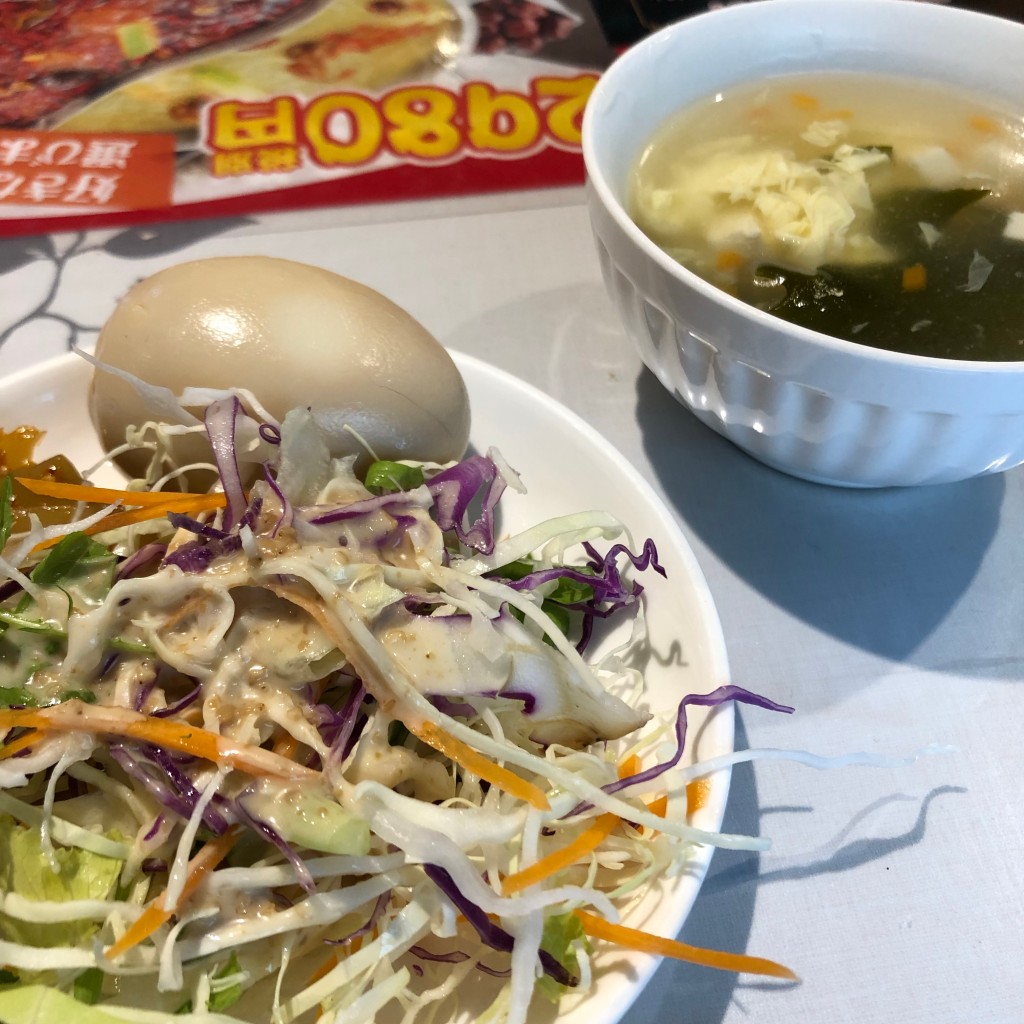ユーザーが投稿したサラダ、漬物、スープの写真 - 実際訪問したユーザーが直接撮影して投稿した代田餃子香港餃子酒場 下北沢店の写真