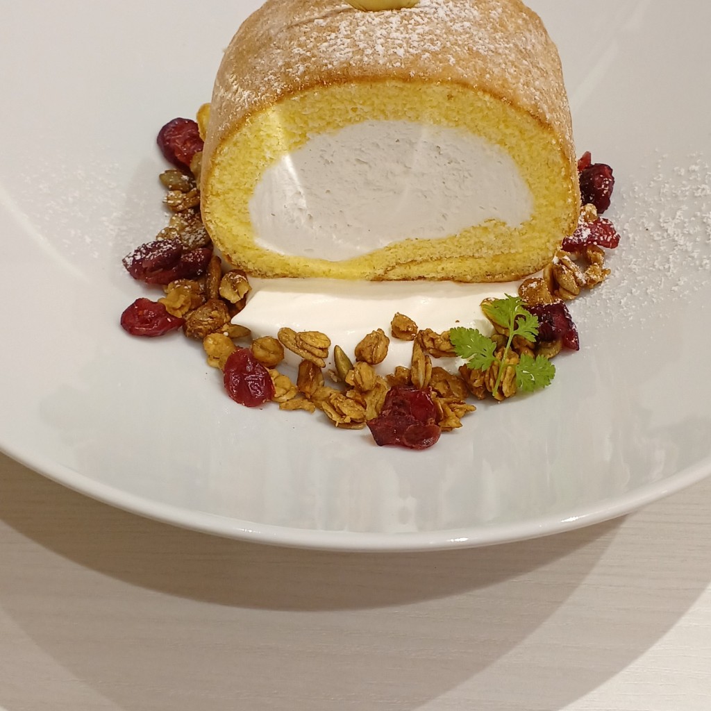 ユーザーが投稿したカットロールケーキの写真 - 実際訪問したユーザーが直接撮影して投稿した南一条西パンケーキ幸せのパンケーキ 札幌店の写真