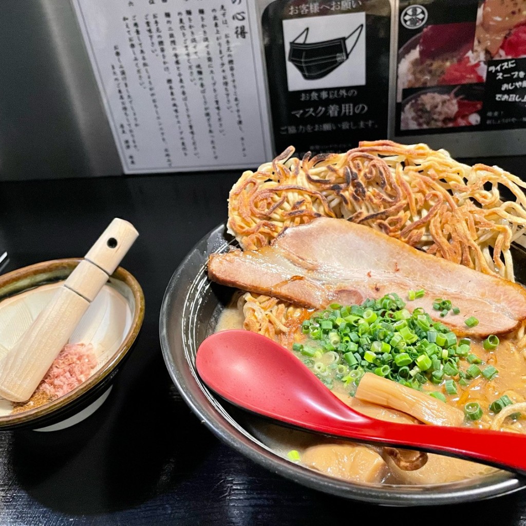 stm1520803さんが投稿した高田馬場ラーメン / つけ麺のお店焼麺 劔/つるぎ、剣の写真