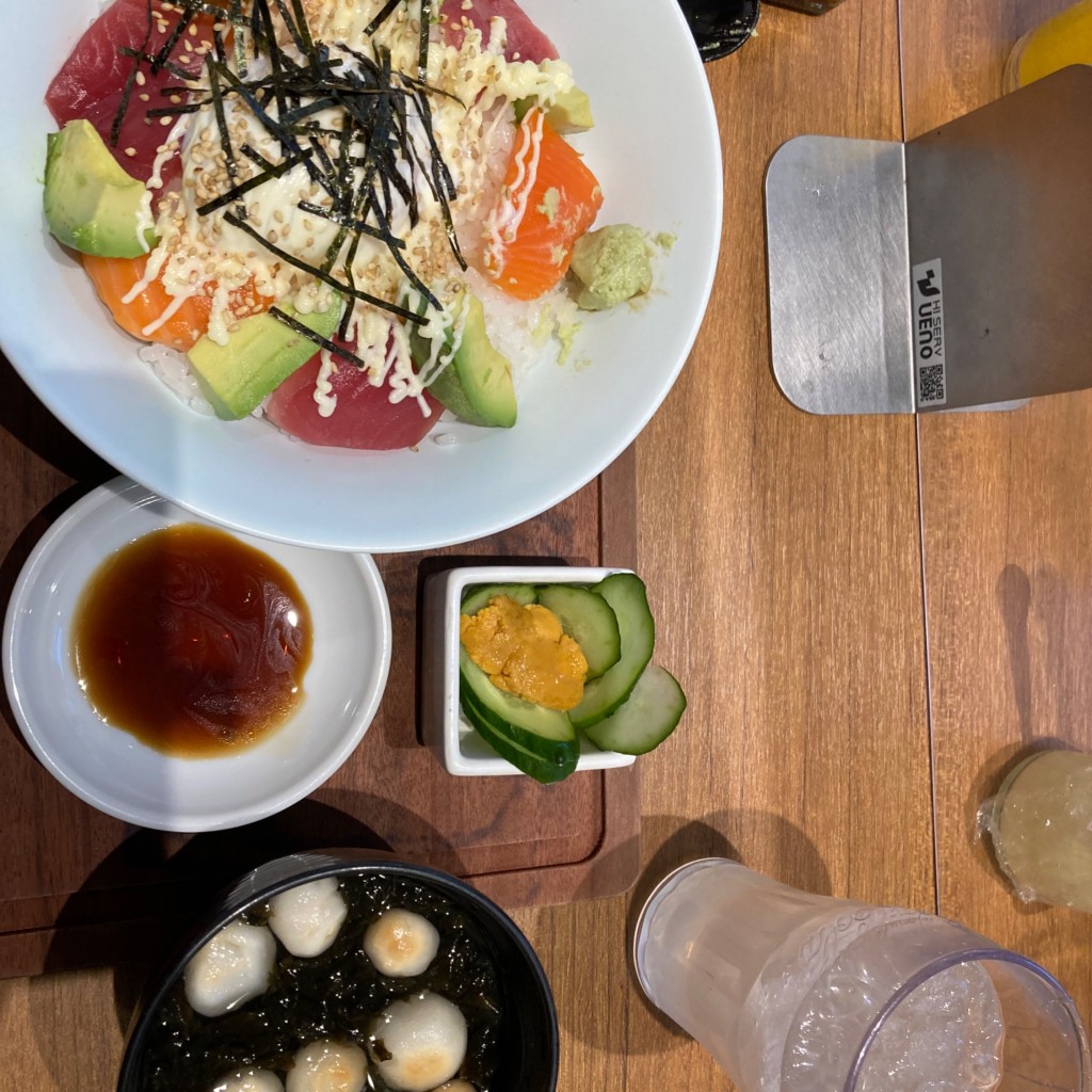 ユーザーが投稿した海鮮アボカド温玉丼 煮玉子の写真 - 実際訪問したユーザーが直接撮影して投稿した下須頃和食 / 日本料理いっさく 燕三条店の写真