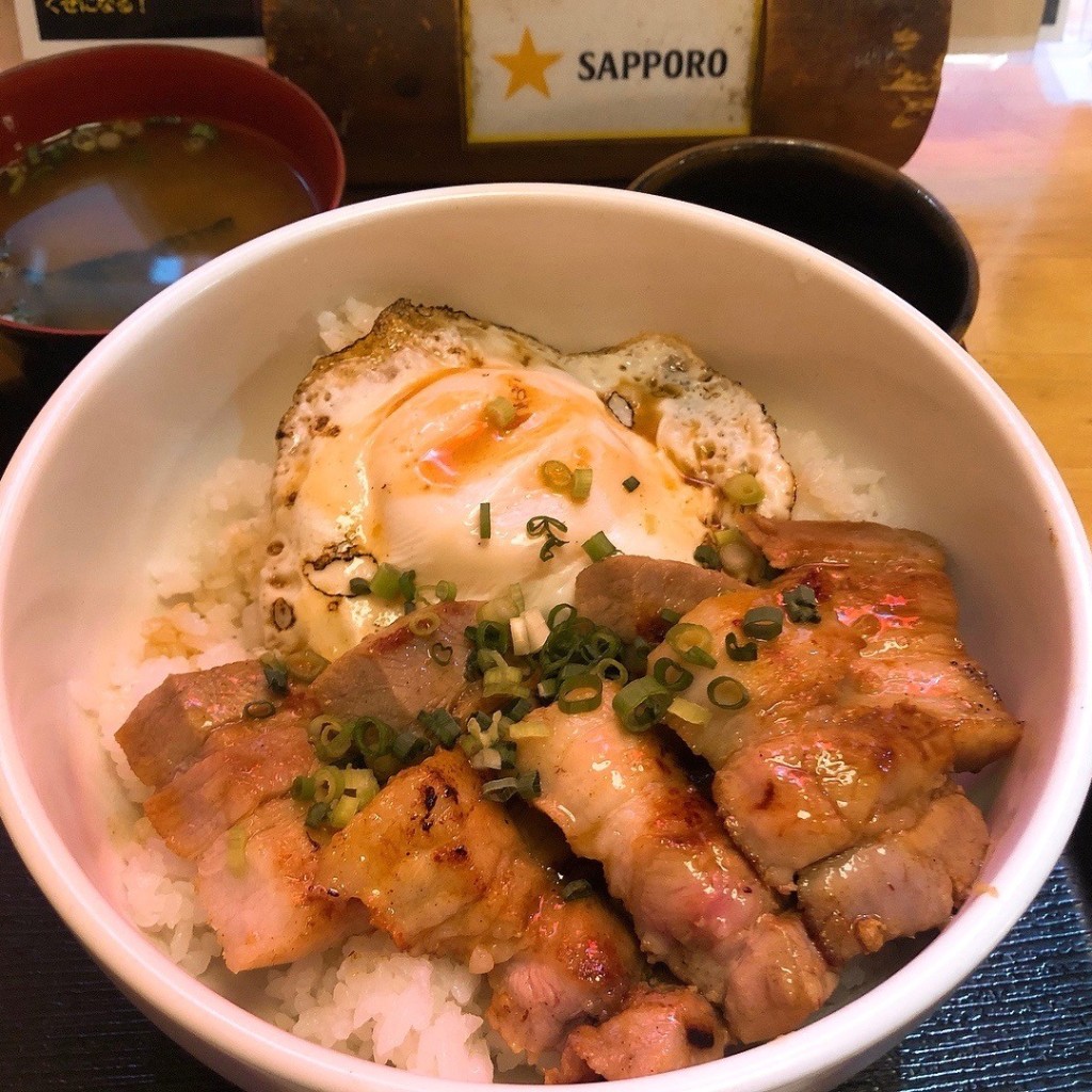 oguuさんが投稿した南幸串焼きのお店鉄なべや とん太/テツナベヤ トンタの写真